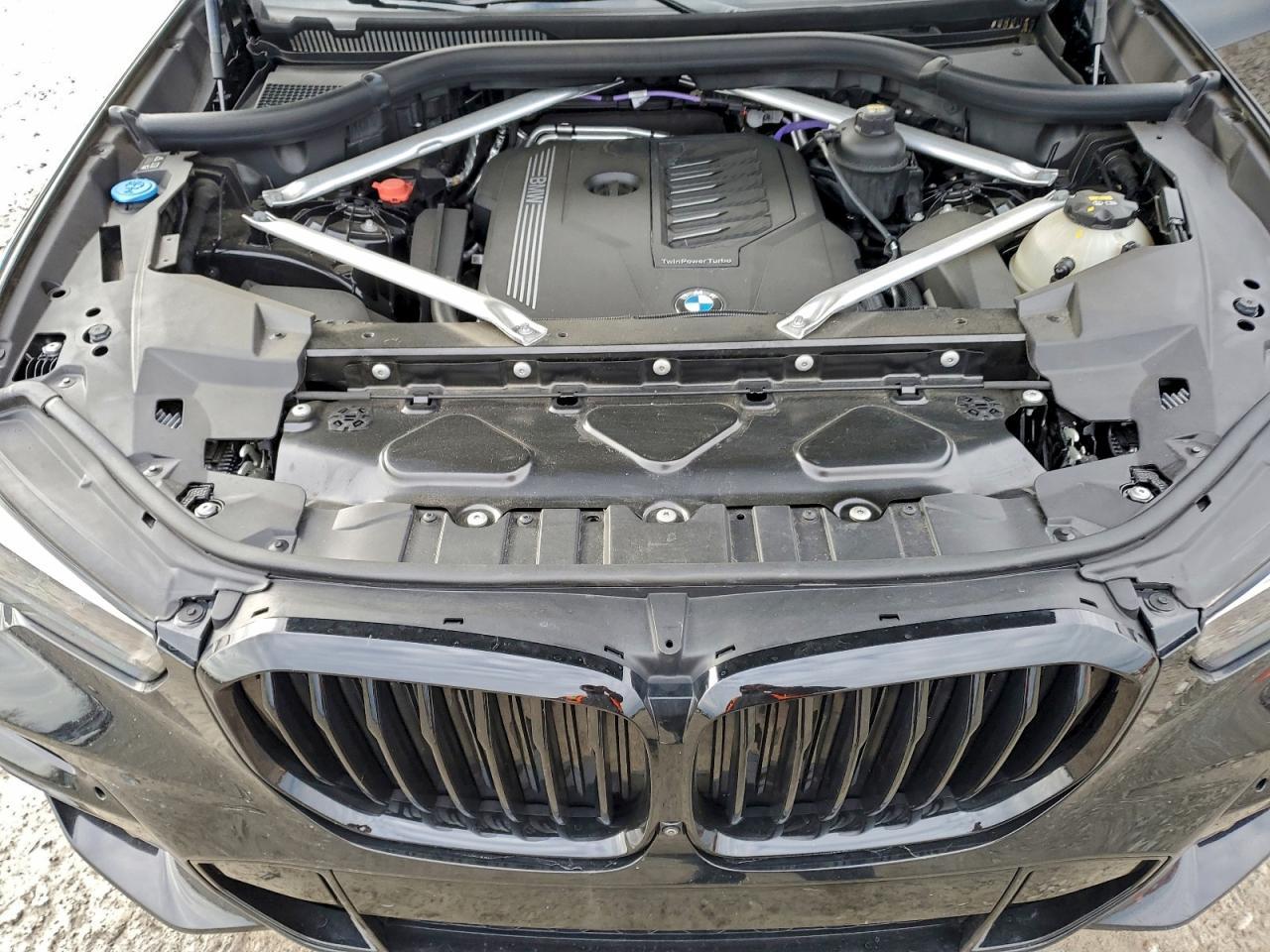 2021 BMW X5 xDrive40I - zdjęcie 12