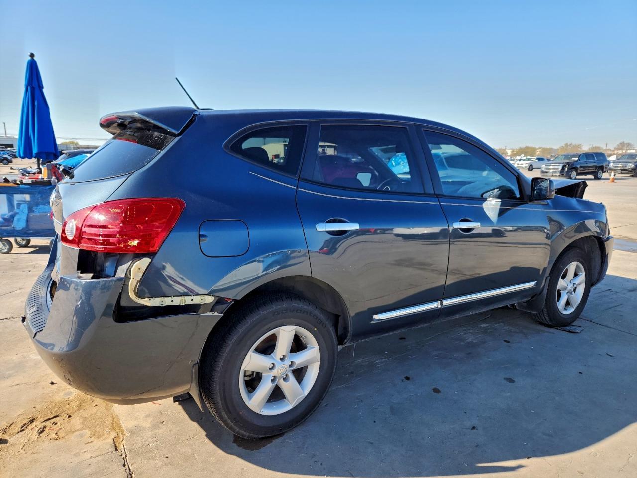 2013 Nissan Rogue S - zdjęcie 3