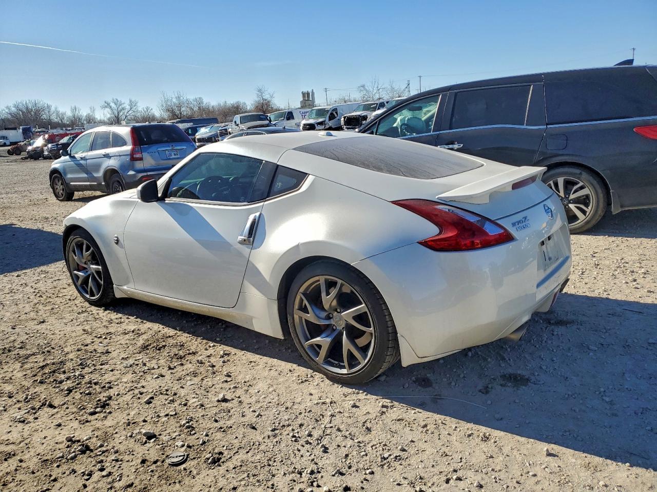 2017 Nissan 370Z Base - zdjęcie 2