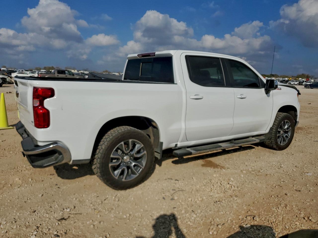 2024 Chevrolet Silverado K1500 Lt - zdjęcie 3