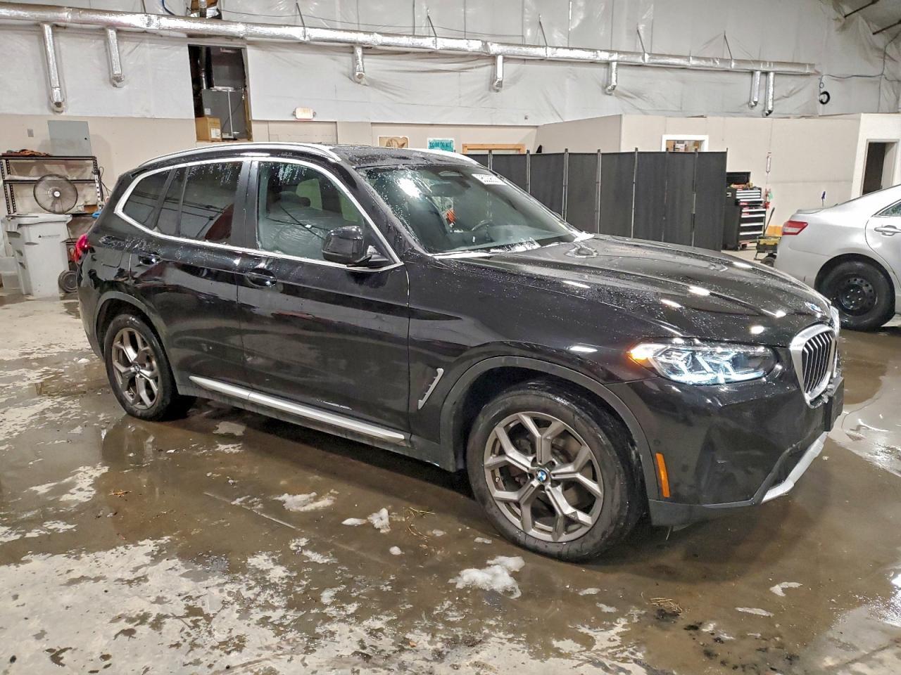 2024 BMW X3 xDrive30I - zdjęcie 4