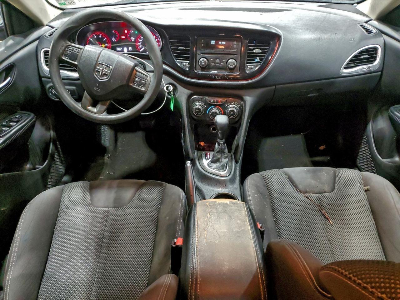 2015 Dodge Dart Sxt - zdjęcie 8