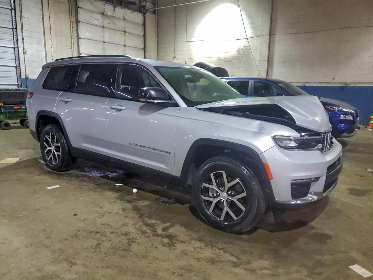 2023 Jeep Grand Cherokee L Limited - zdjęcie 4