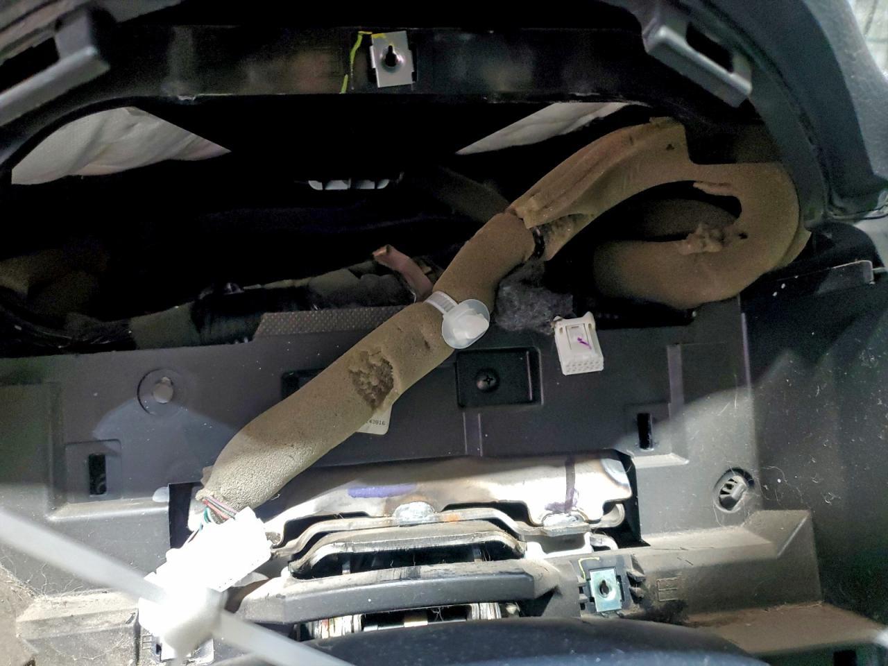 2018 Nissan Sentra S - zdjęcie 9