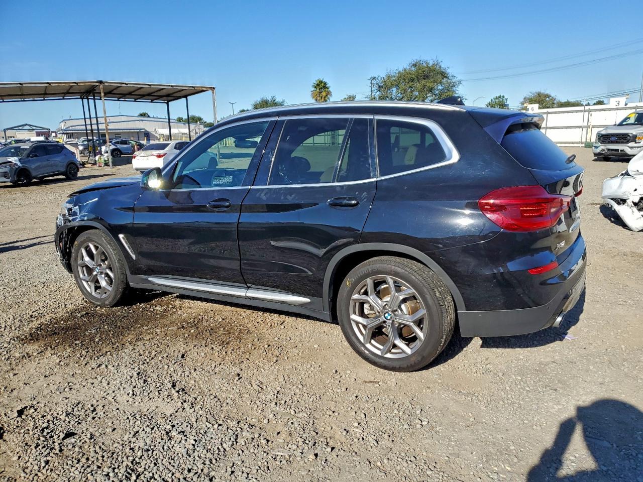 2020 BMW X3 Sdrive30I - zdjęcie 2