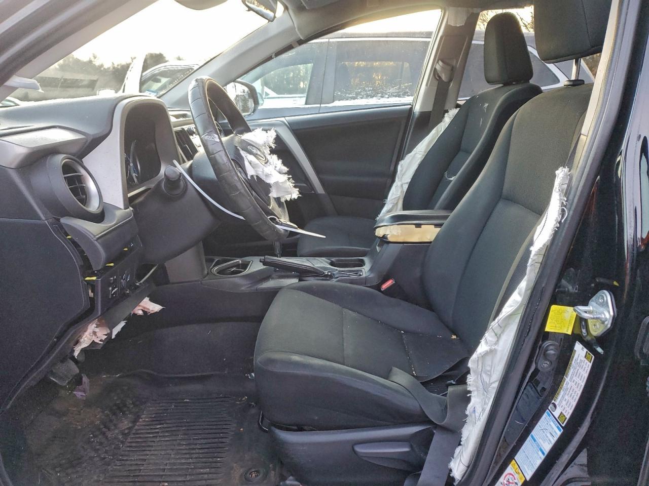 2017 Toyota Rav4 Le - zdjęcie 7