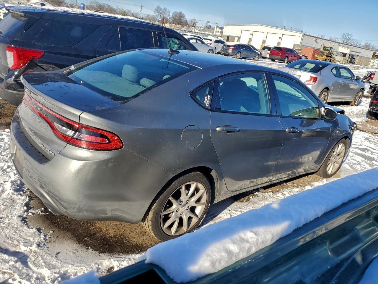 2013 Dodge Dart Sxt - zdjęcie 3