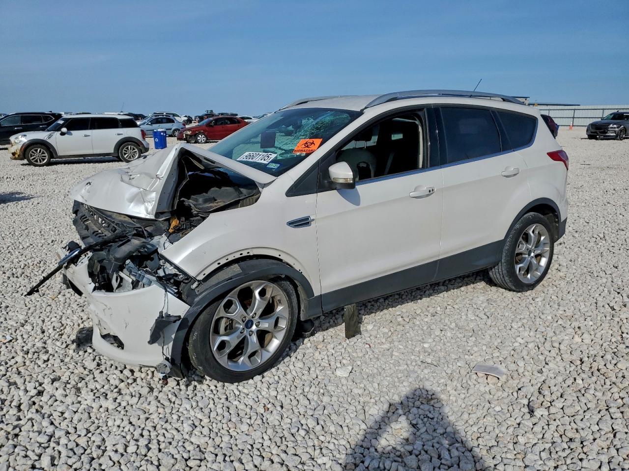 2014 Ford Escape Titanium - zdjęcie główne