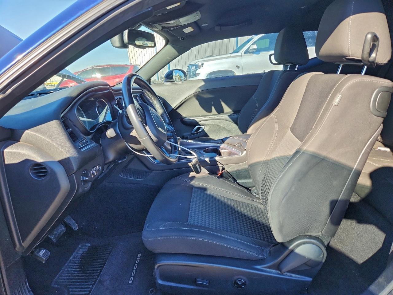 2017 Dodge Challenger Sxt - zdjęcie 7