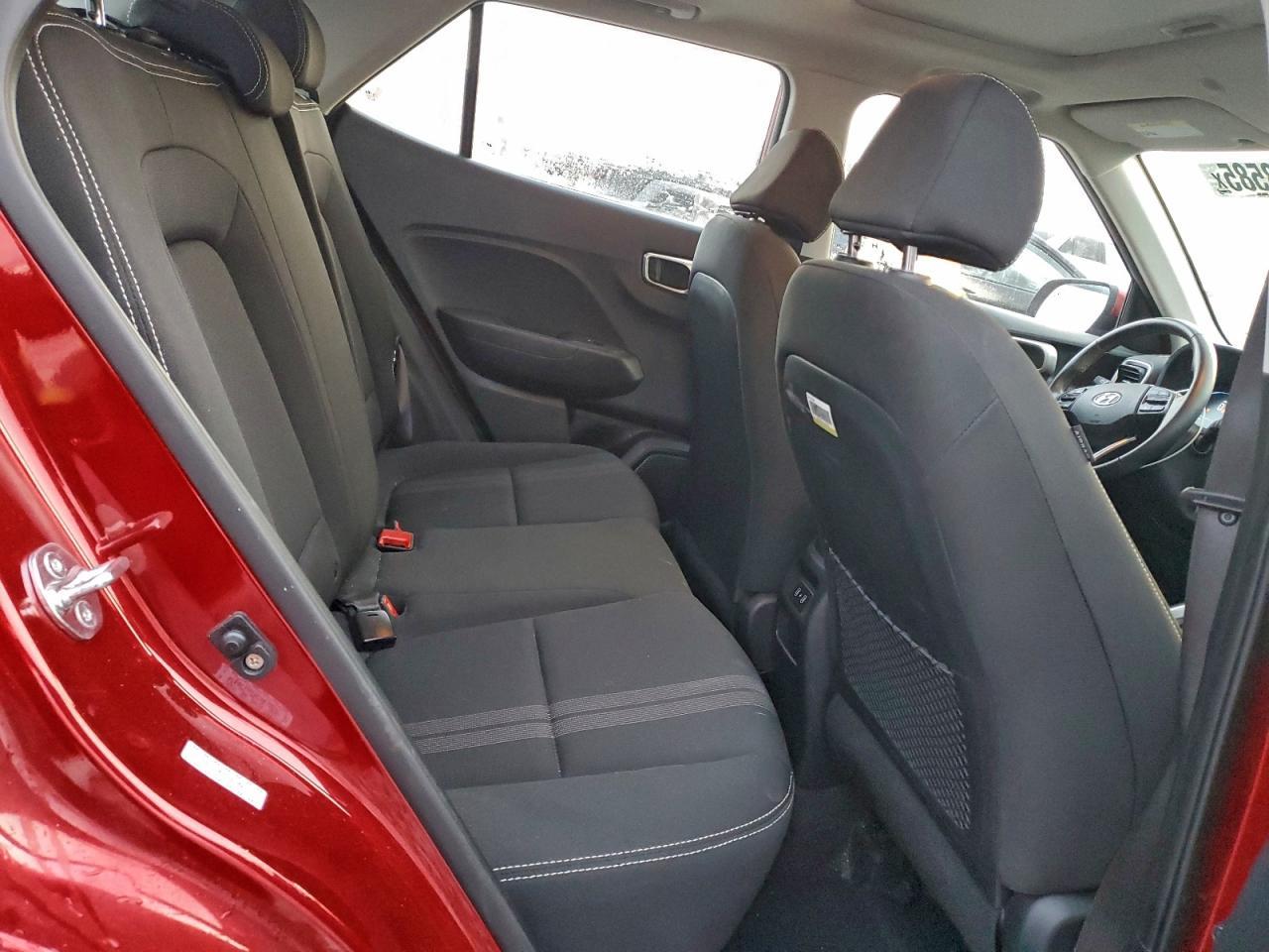 2024 Hyundai Venue Sel - zdjęcie 11