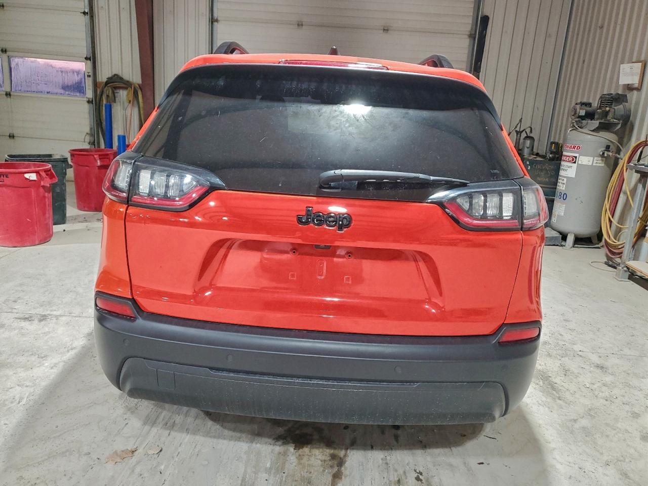 2021 Jeep Cherokee Latitude Plus - zdjęcie 6