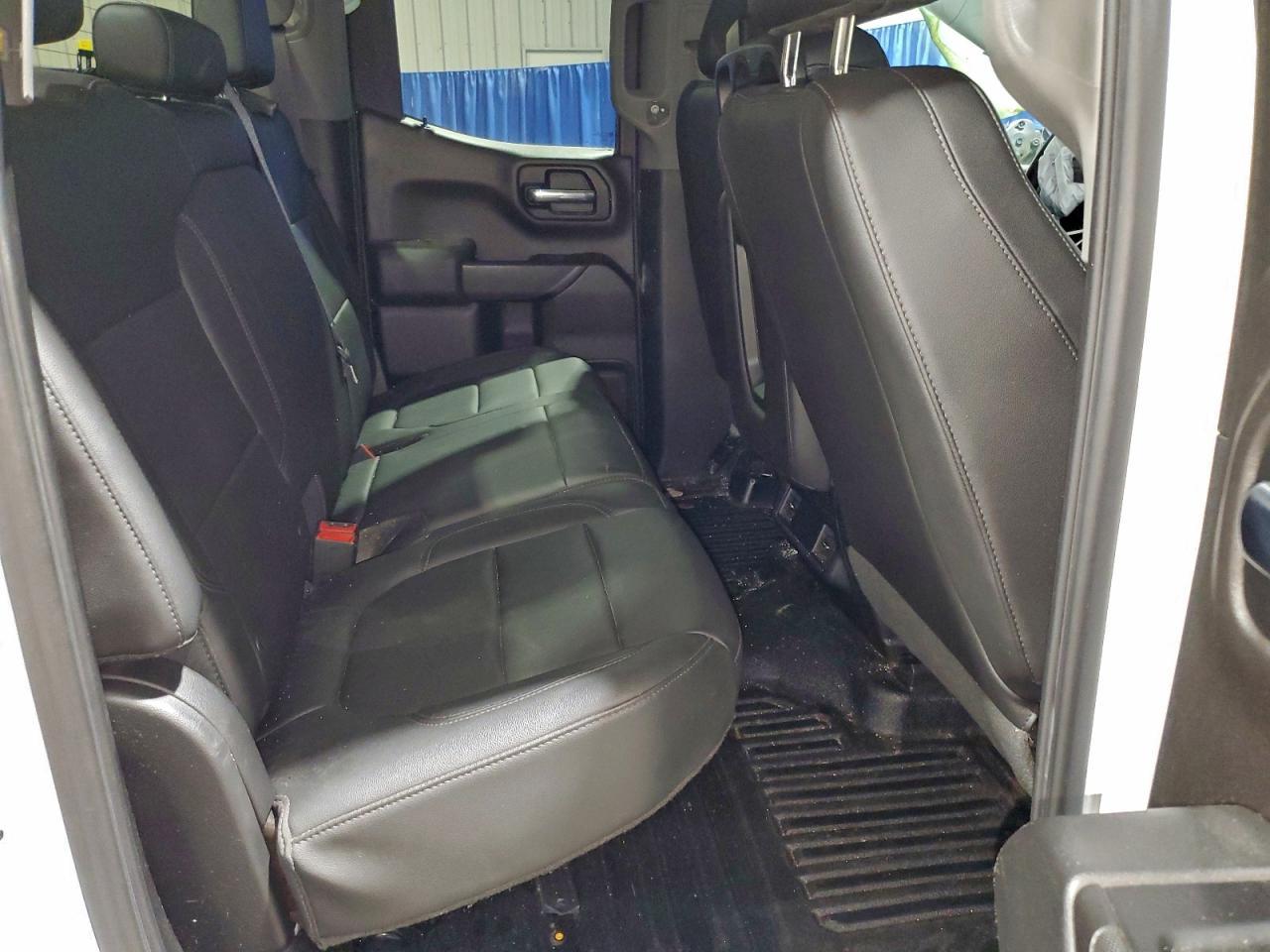 2019 Chevrolet Silverado K1500 - zdjęcie 10