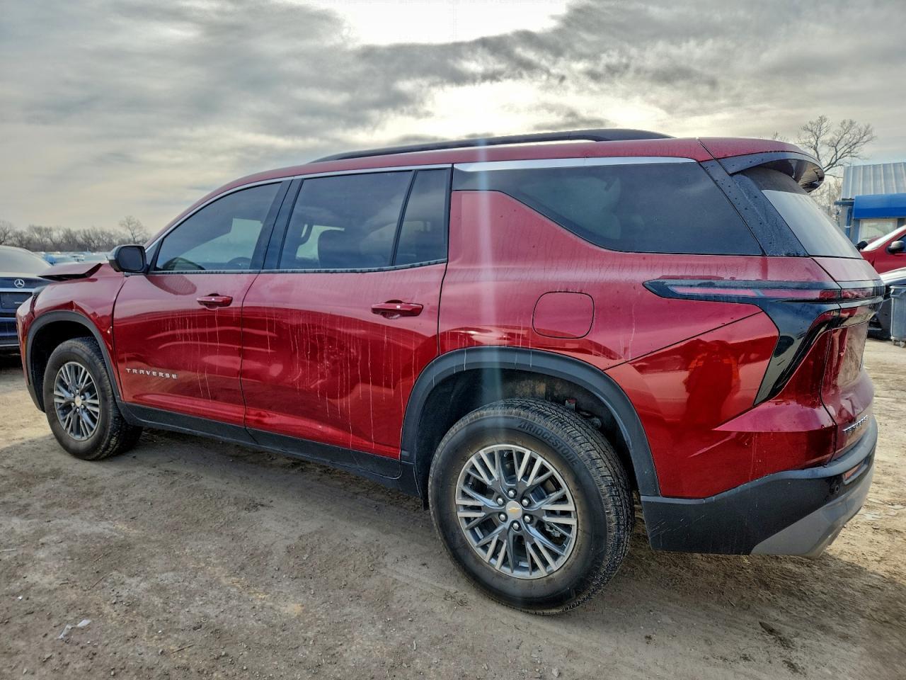 2025 Chevrolet Traverse Lt - zdjęcie 2