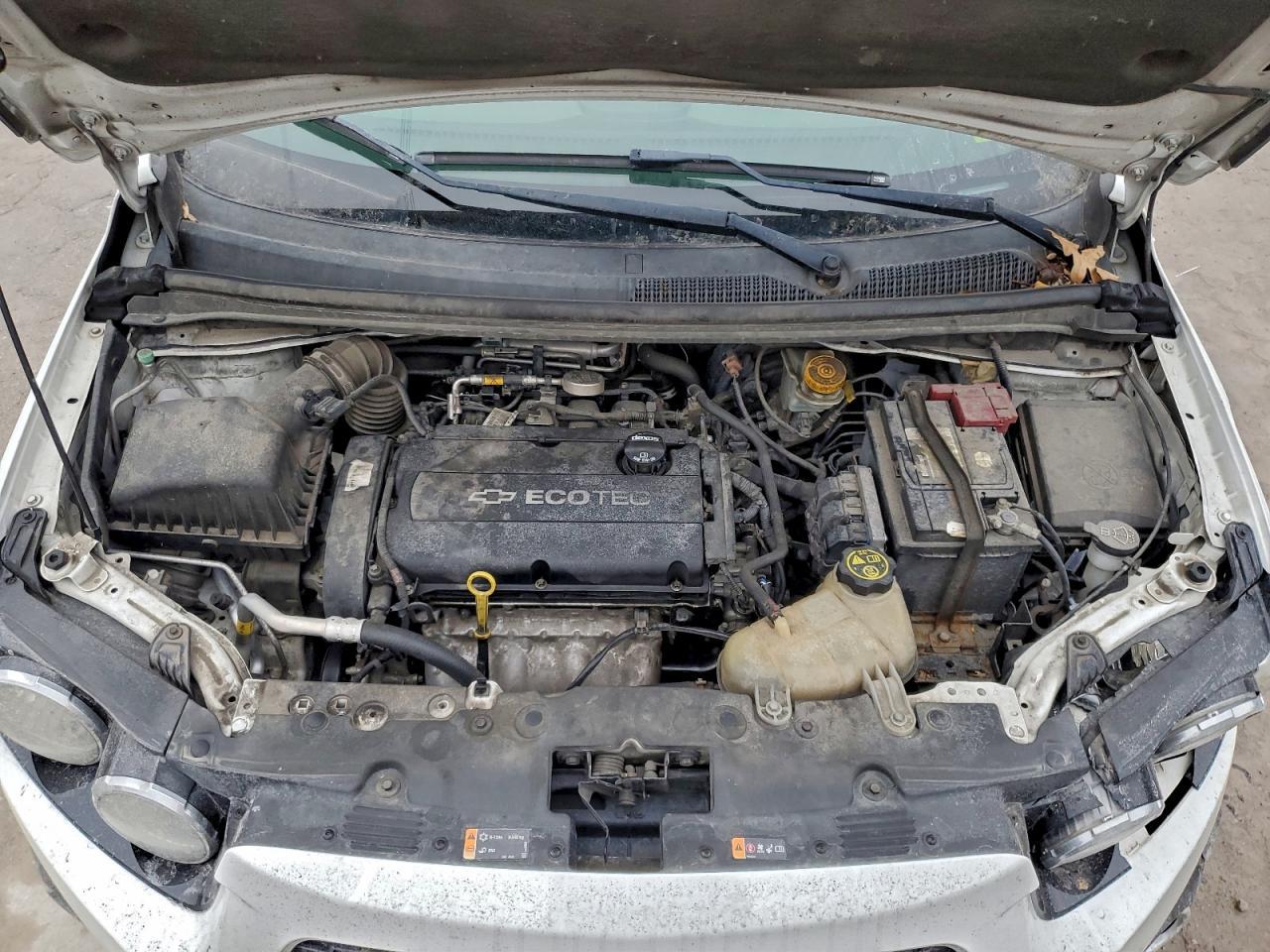 2016 Chevrolet Sonic Lt - zdjęcie 11