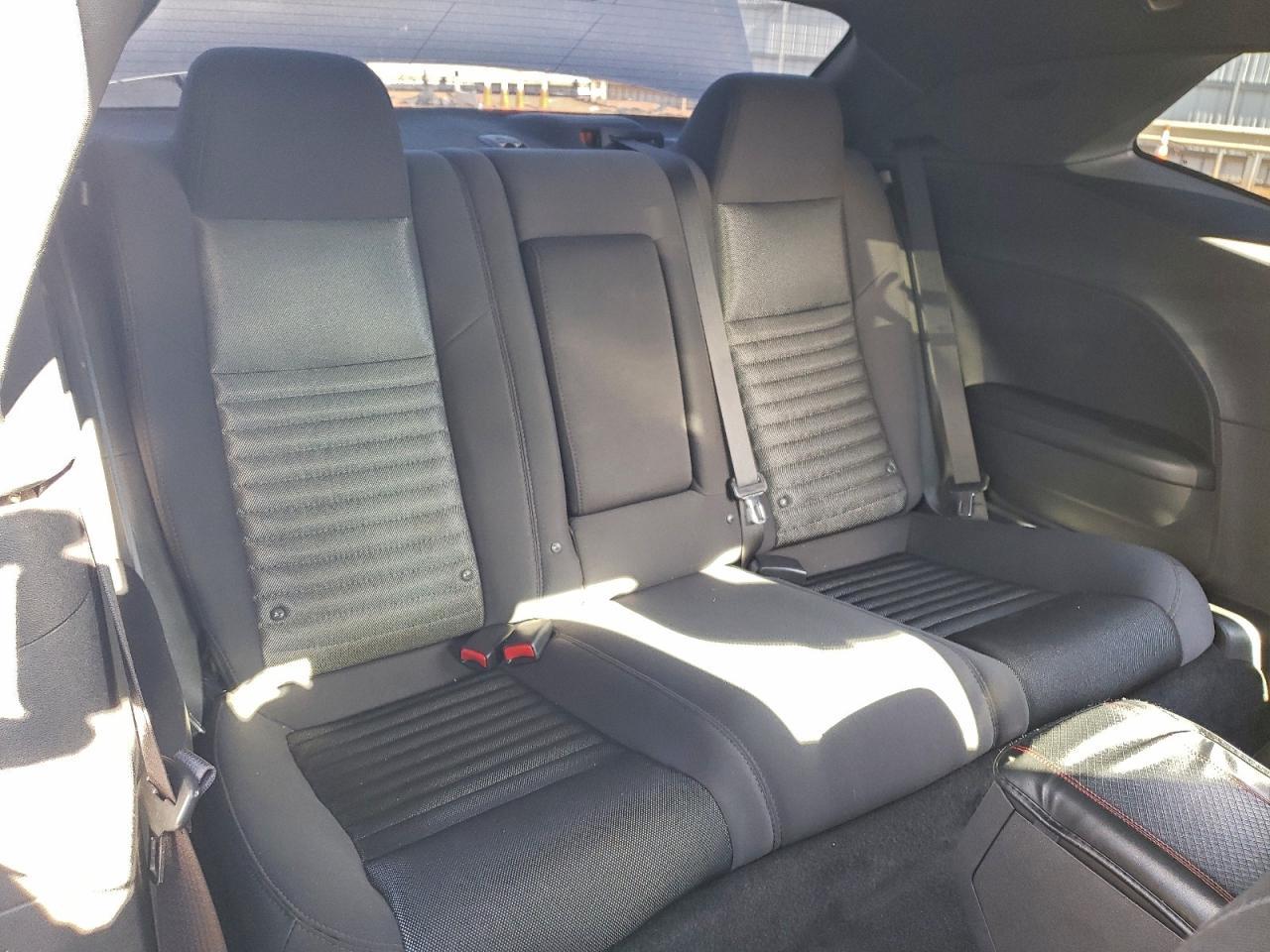 2014 Dodge Challenger Sxt - zdjęcie 10