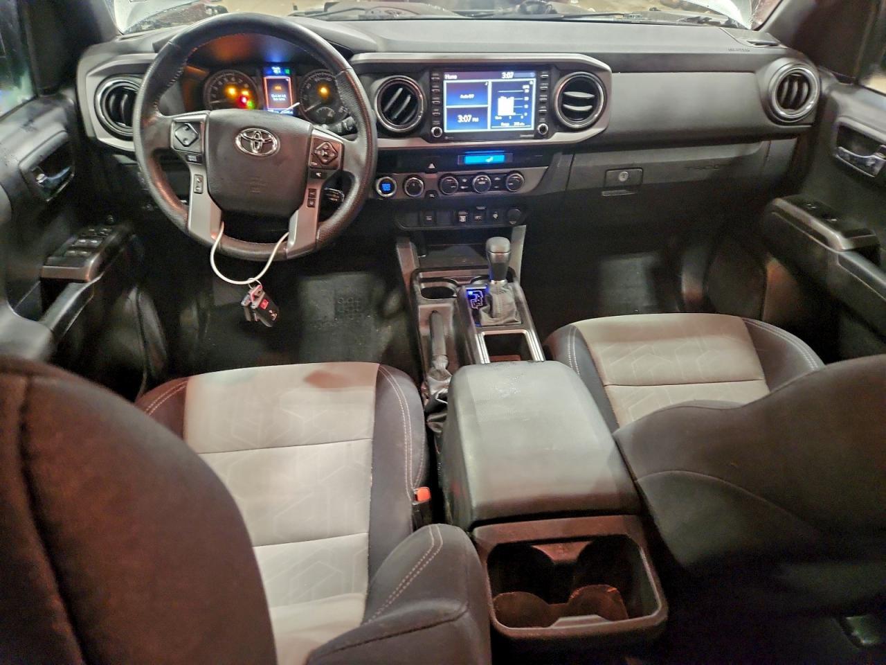 2021 Toyota Tacoma Trd Off-Road - zdjęcie 8