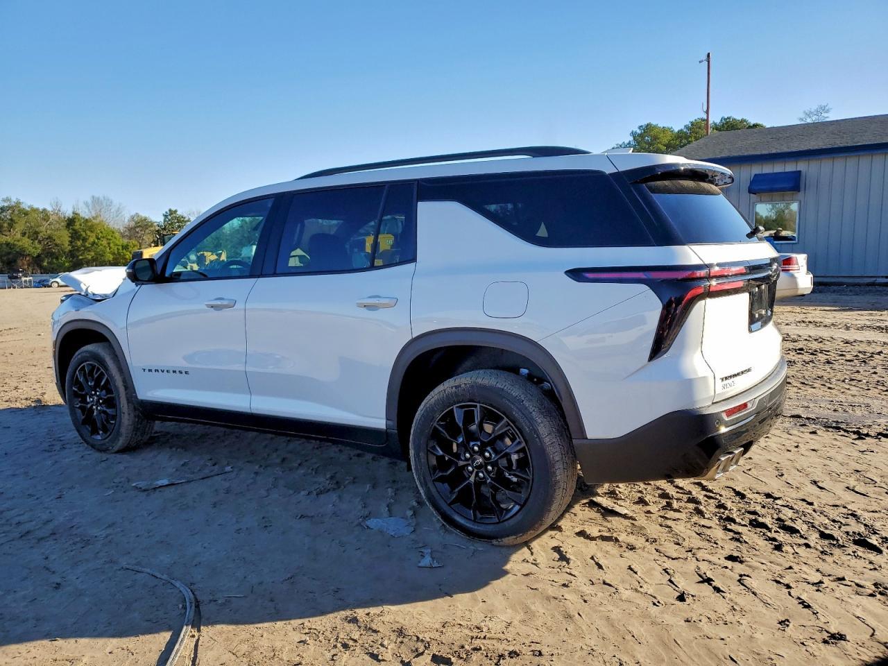 2026 Chevrolet Traverse Lt - zdjęcie 2