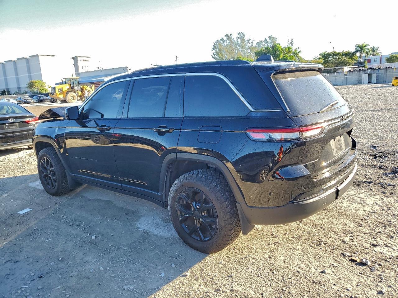 2023 Jeep Grand Cherokee Limited - zdjęcie 2