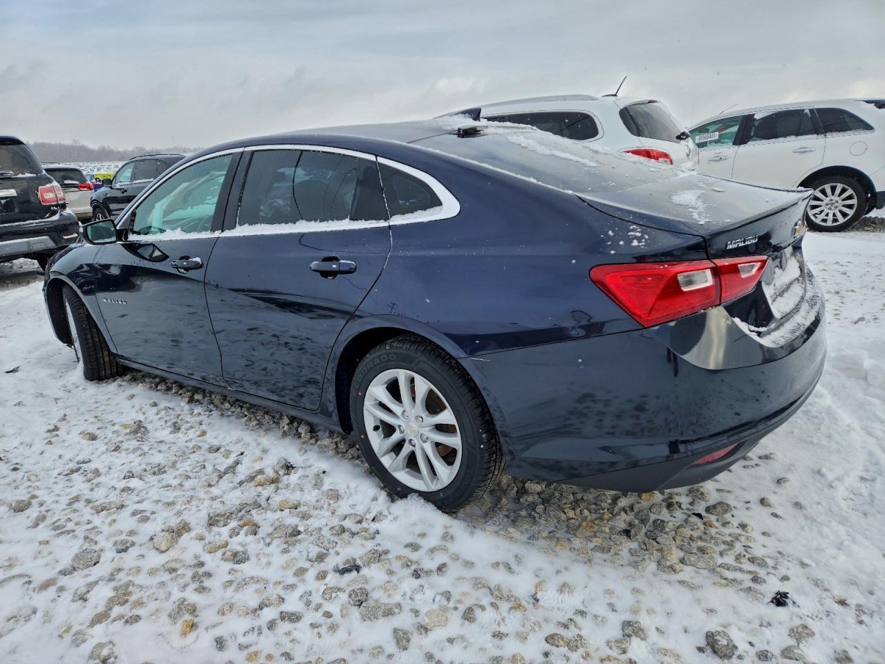 2018 Chevrolet Malibu Lt - zdjęcie 2
