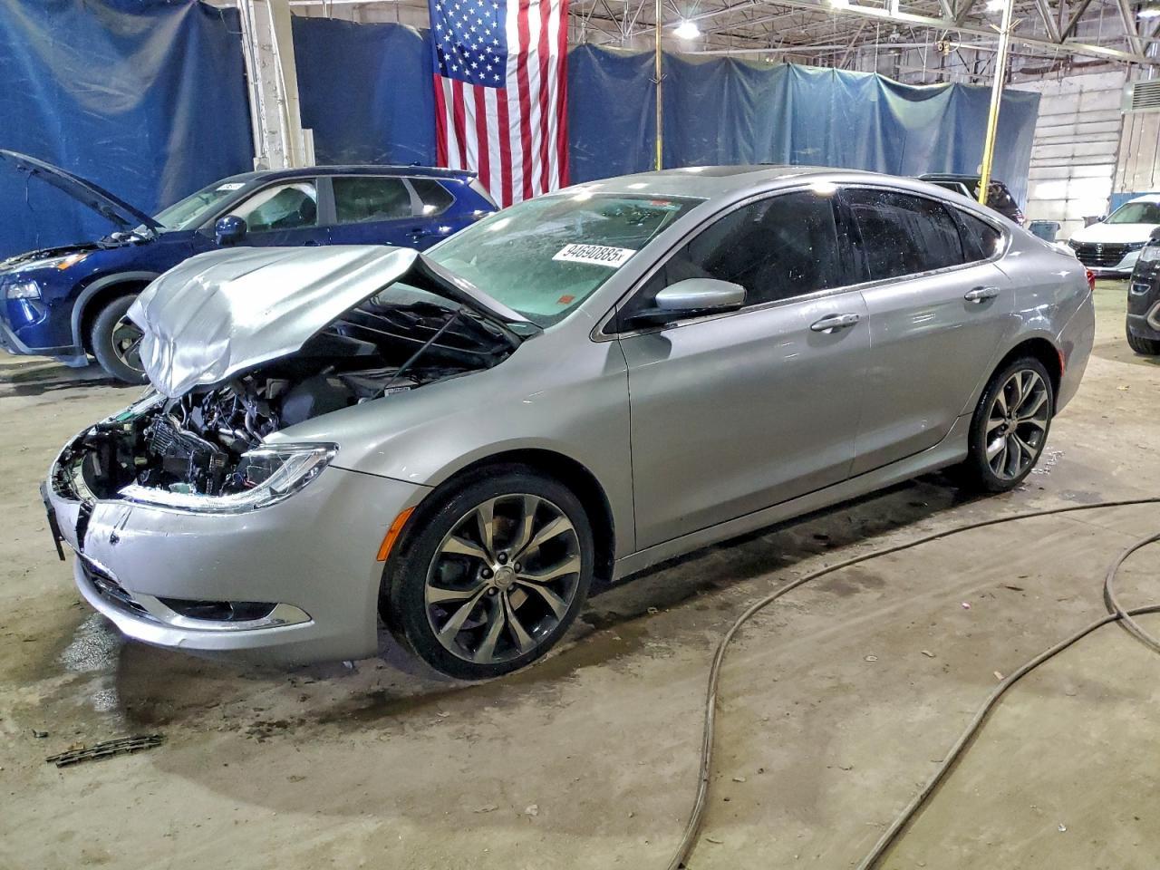 2016 Chrysler 200 C - zdjęcie główne