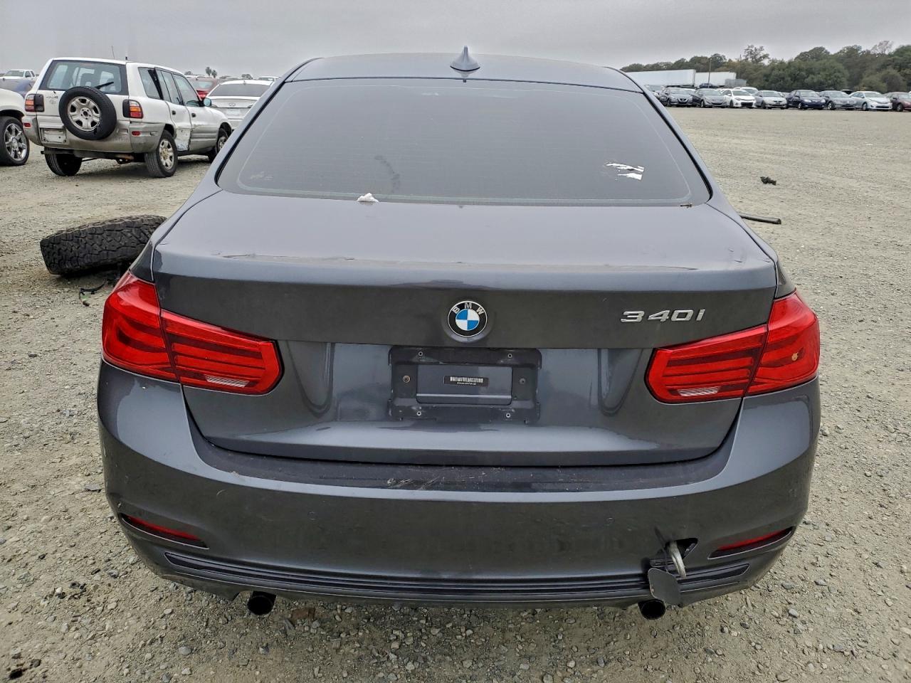 2017 BMW 340 I - zdjęcie 6