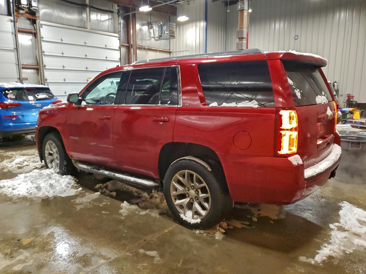 2015 Chevrolet Tahoe K1500 Lt - zdjęcie 2