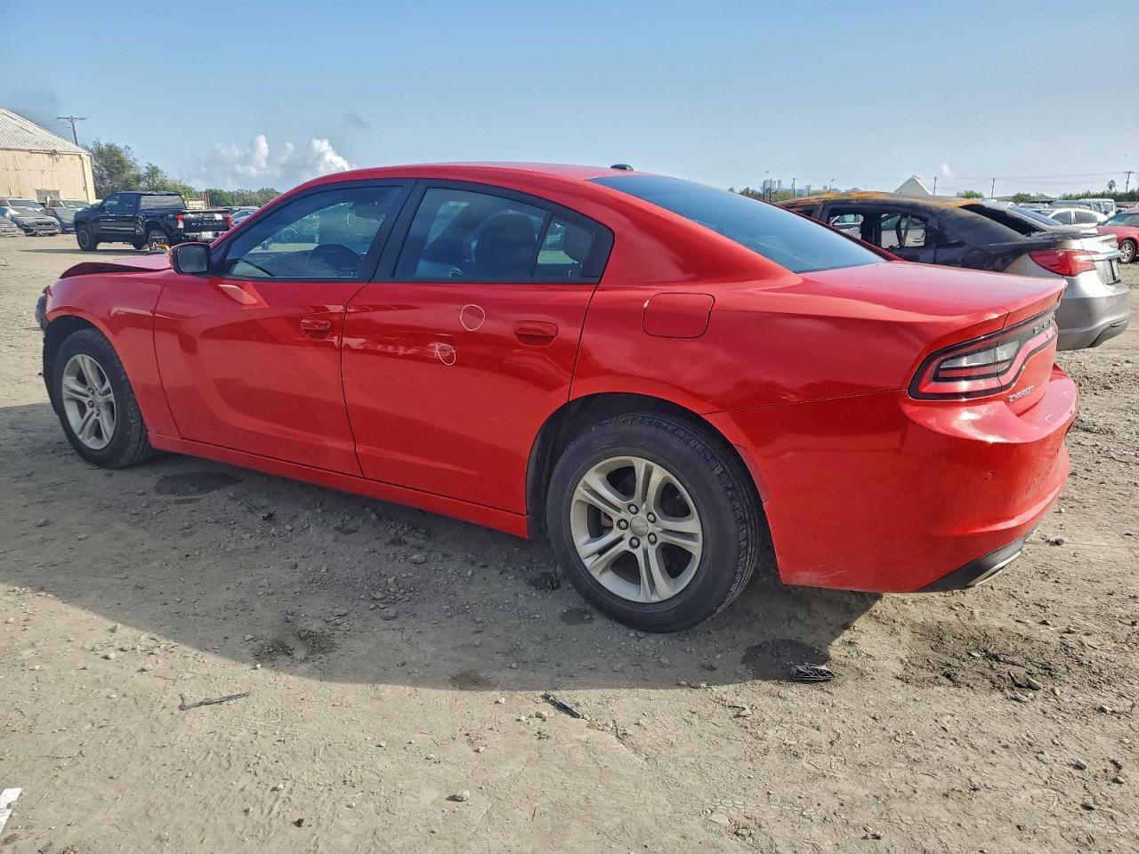 2022 Dodge Charger Sxt - zdjęcie 2