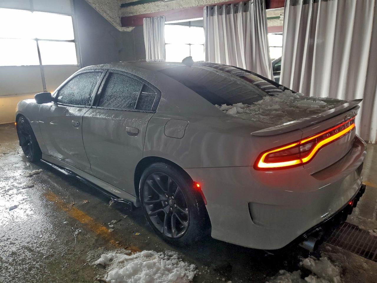 2020 Dodge Charger Scat Pack - zdjęcie 2