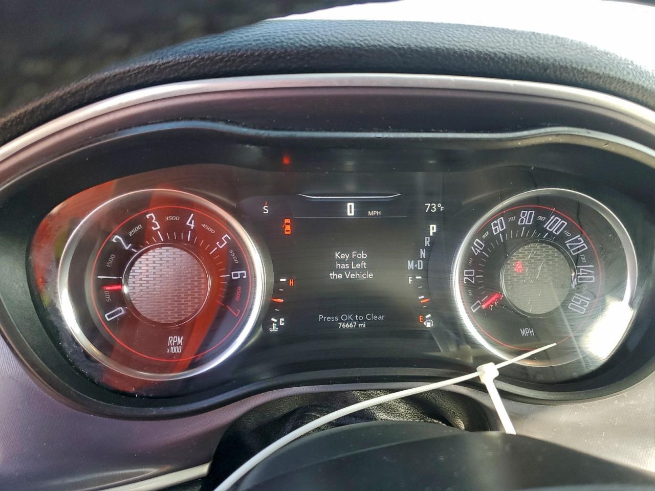 2019 Dodge Challenger Sxt - zdjęcie 9