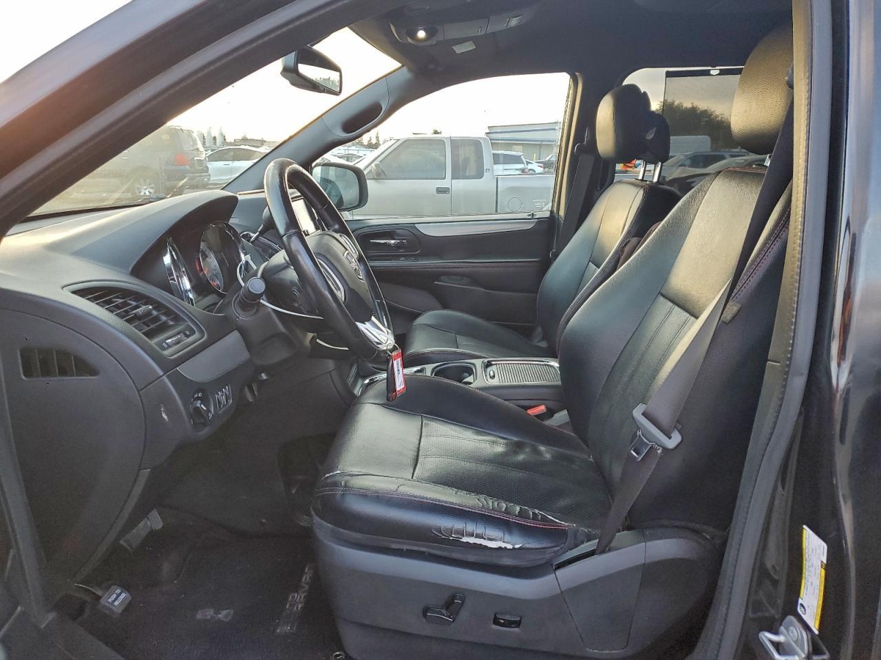 2015 Dodge Grand Caravan R/T - zdjęcie 7