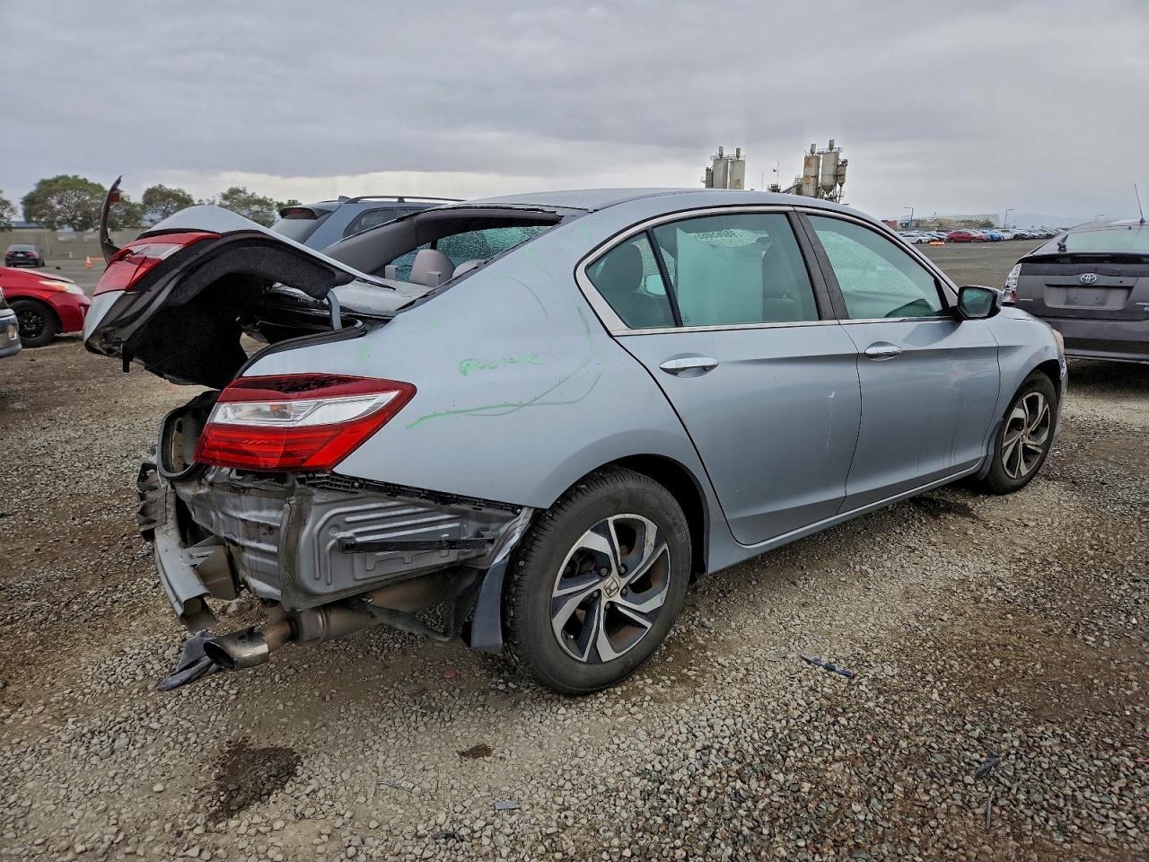 2017 Honda Accord Lx - zdjęcie 3