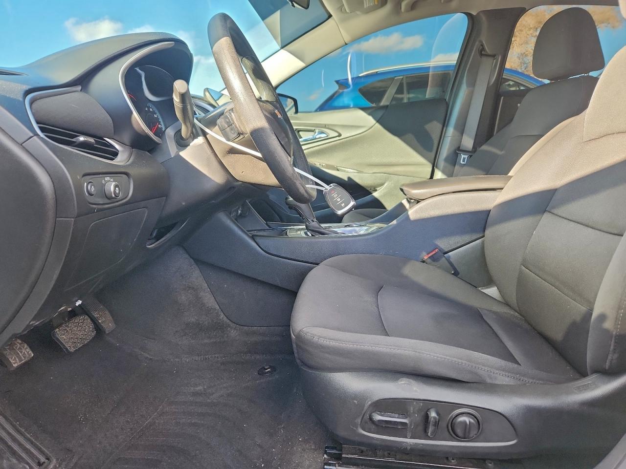 2020 Chevrolet Malibu Ls - zdjęcie 7