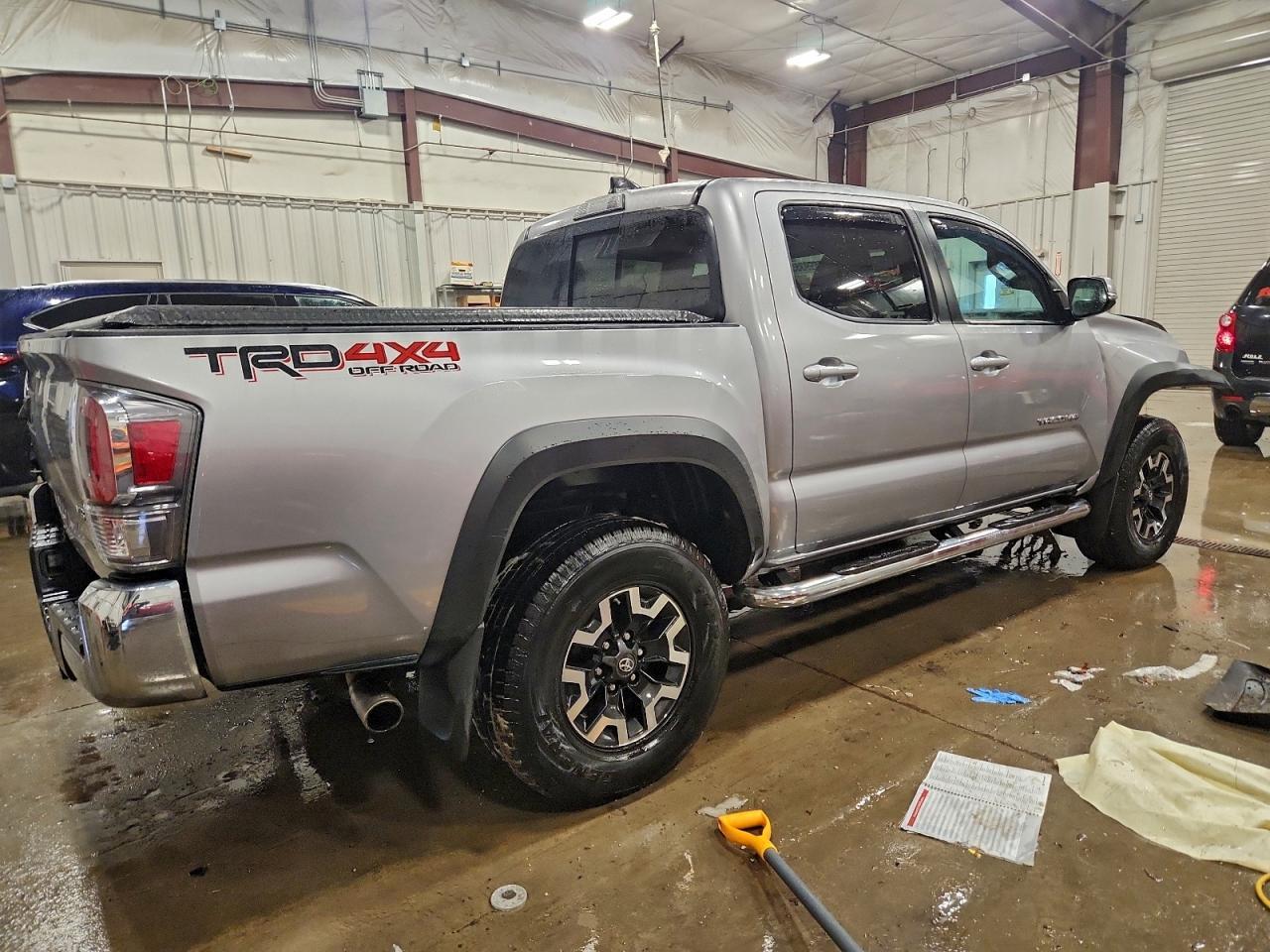 2021 Toyota Tacoma Trd Off-Road - zdjęcie 3