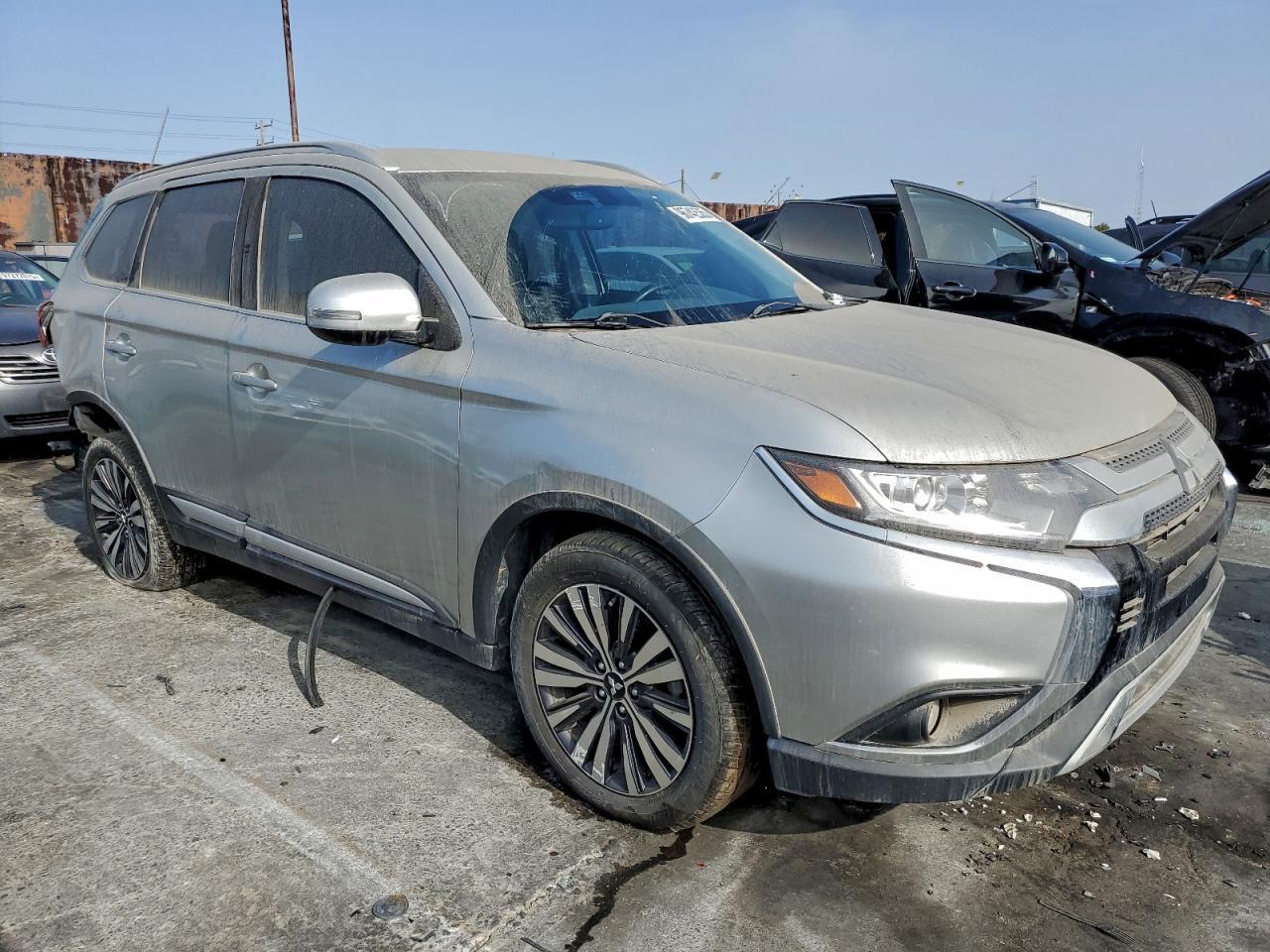 2020 Mitsubishi Outlander Se - zdjęcie 4
