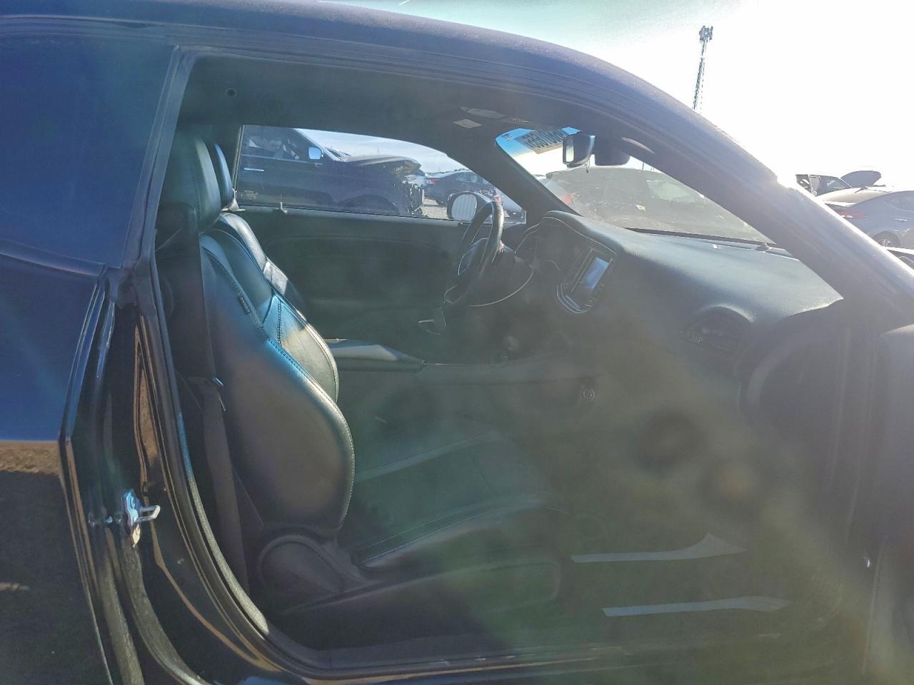 2016 Dodge Challenger Sxt - zdjęcie 10