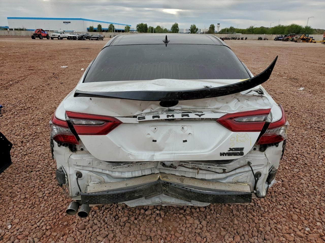 2022 Toyota Camry Xse - zdjęcie 6