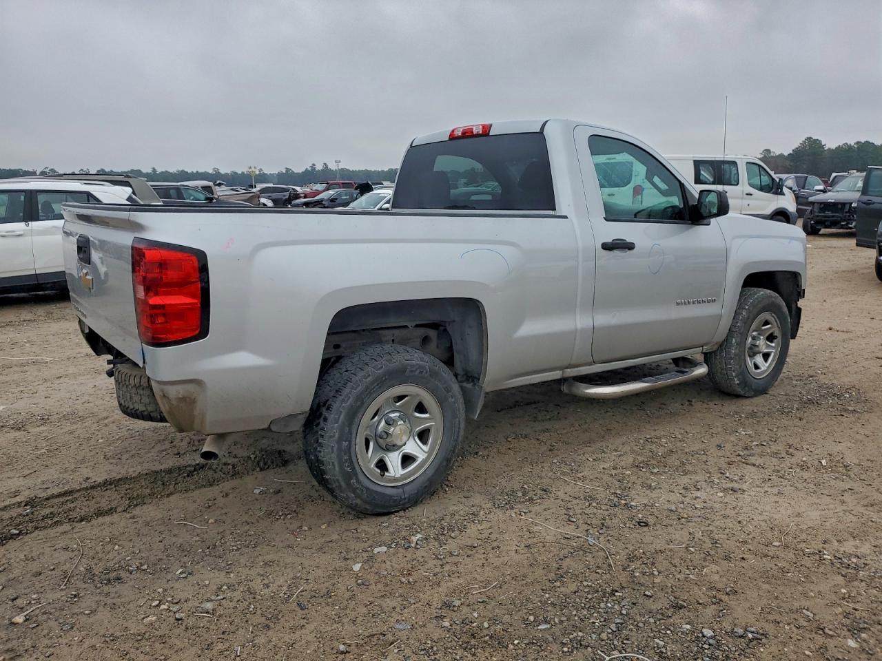 2014 Chevrolet Silverado C1500 - zdjęcie 3