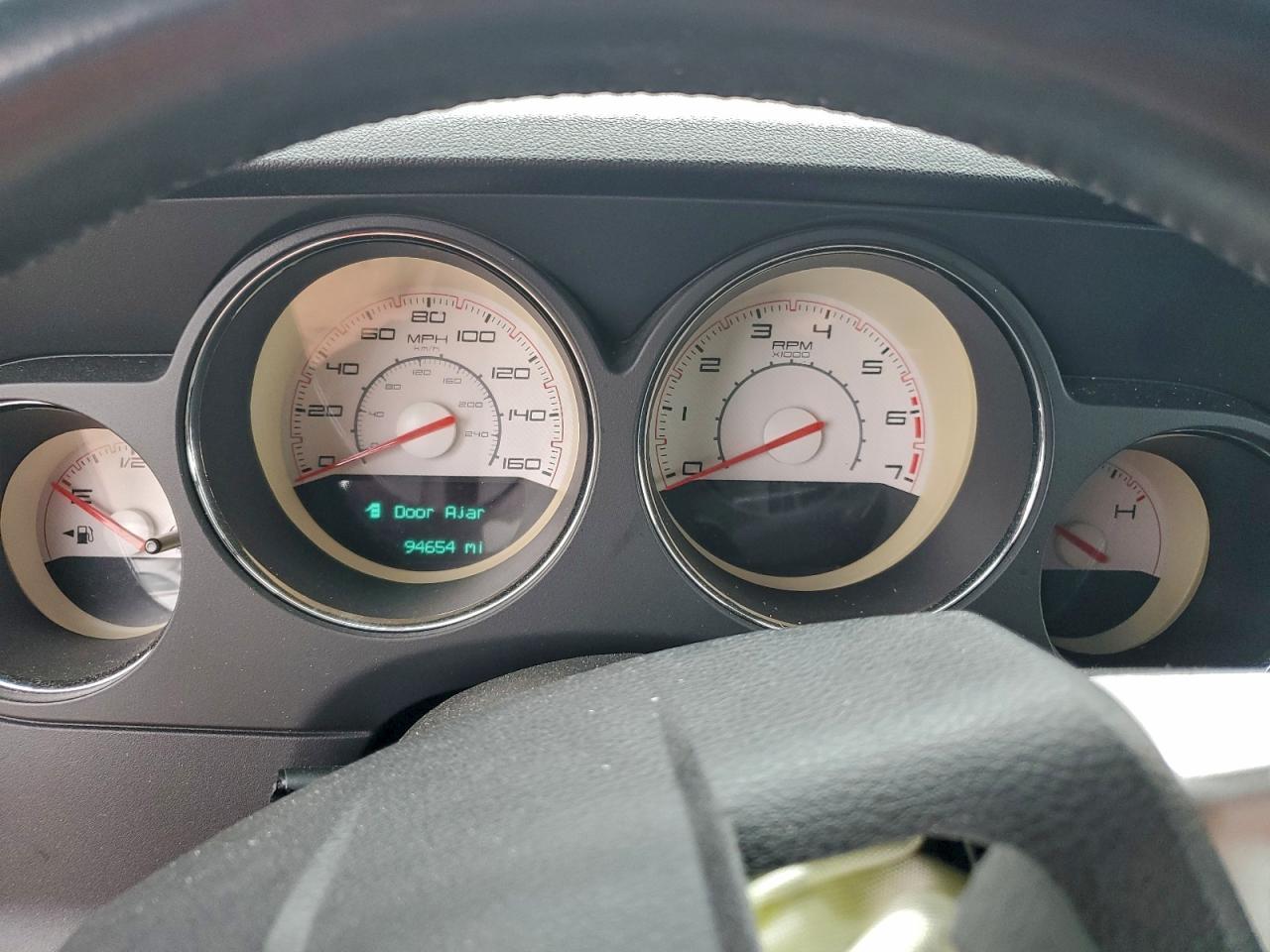 2013 Dodge Challenger R/T - zdjęcie 9