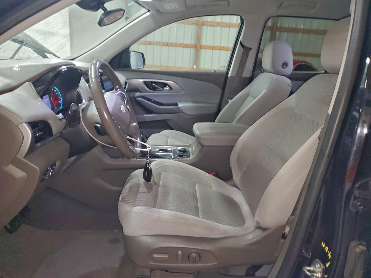 2020 Chevrolet Traverse Lt - zdjęcie 7