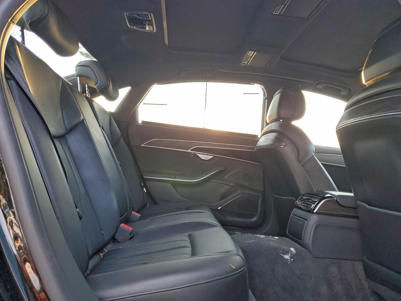 2021 Audi A8 L - zdjęcie 10