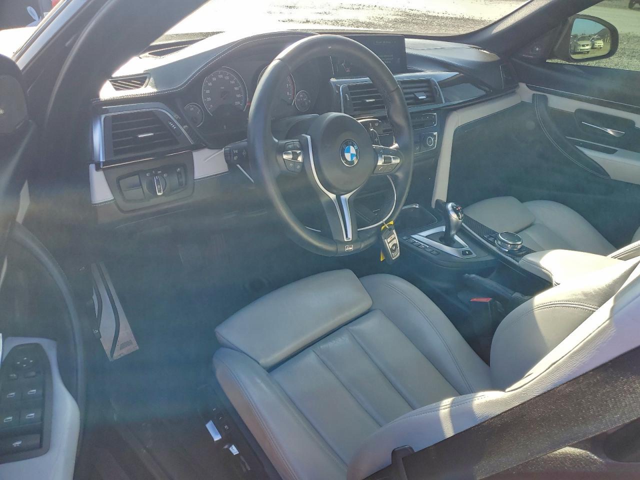 2016 BMW M4 - zdjęcie 8
