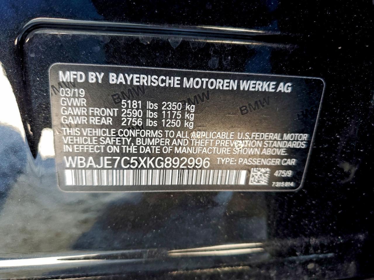2019 BMW Seria 5 540i - zdjęcie 13