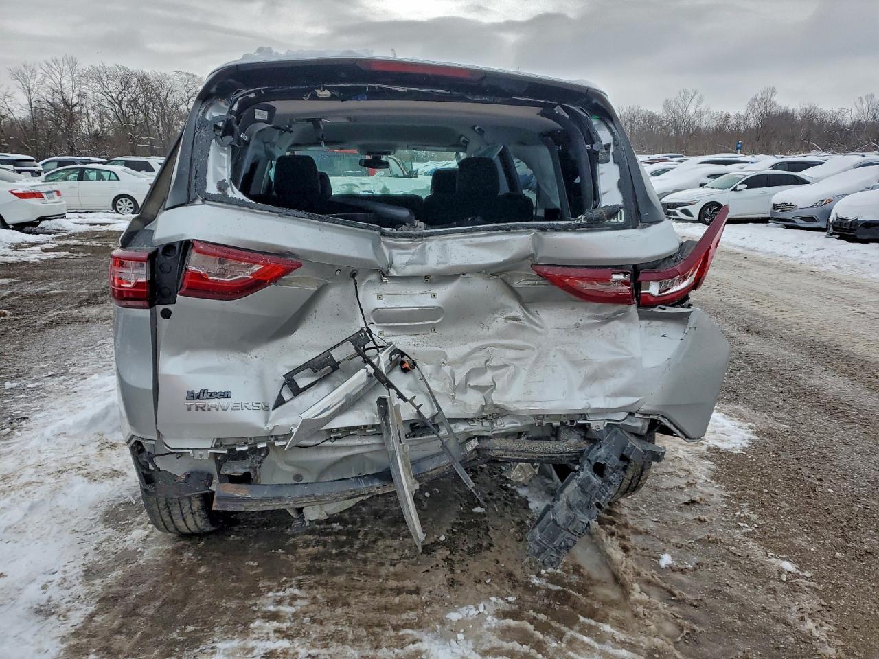 2020 Chevrolet Traverse Ls - zdjęcie 6