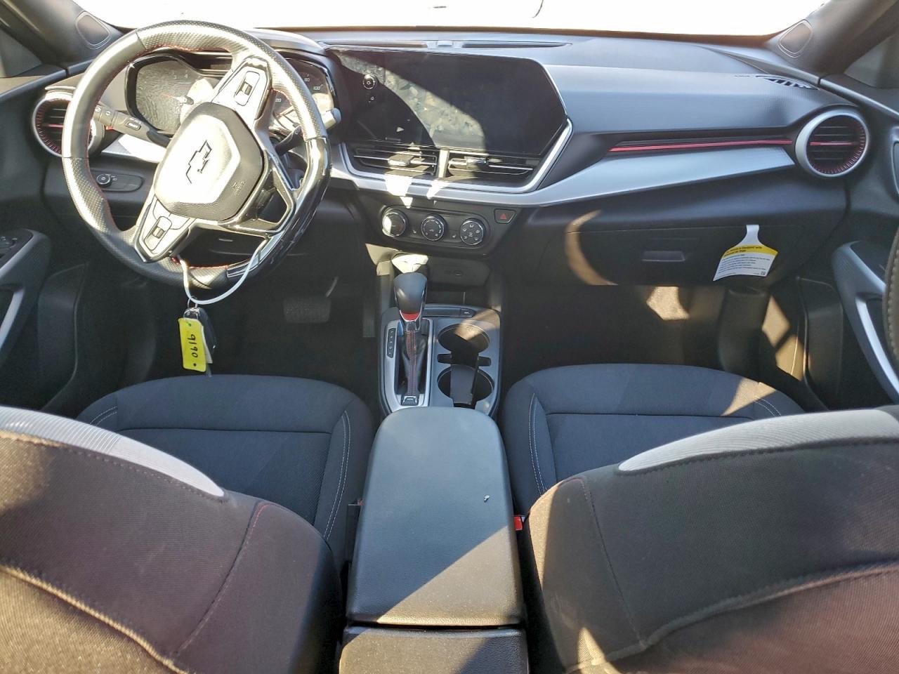 2025 Chevrolet Trax 1Rs - zdjęcie 8