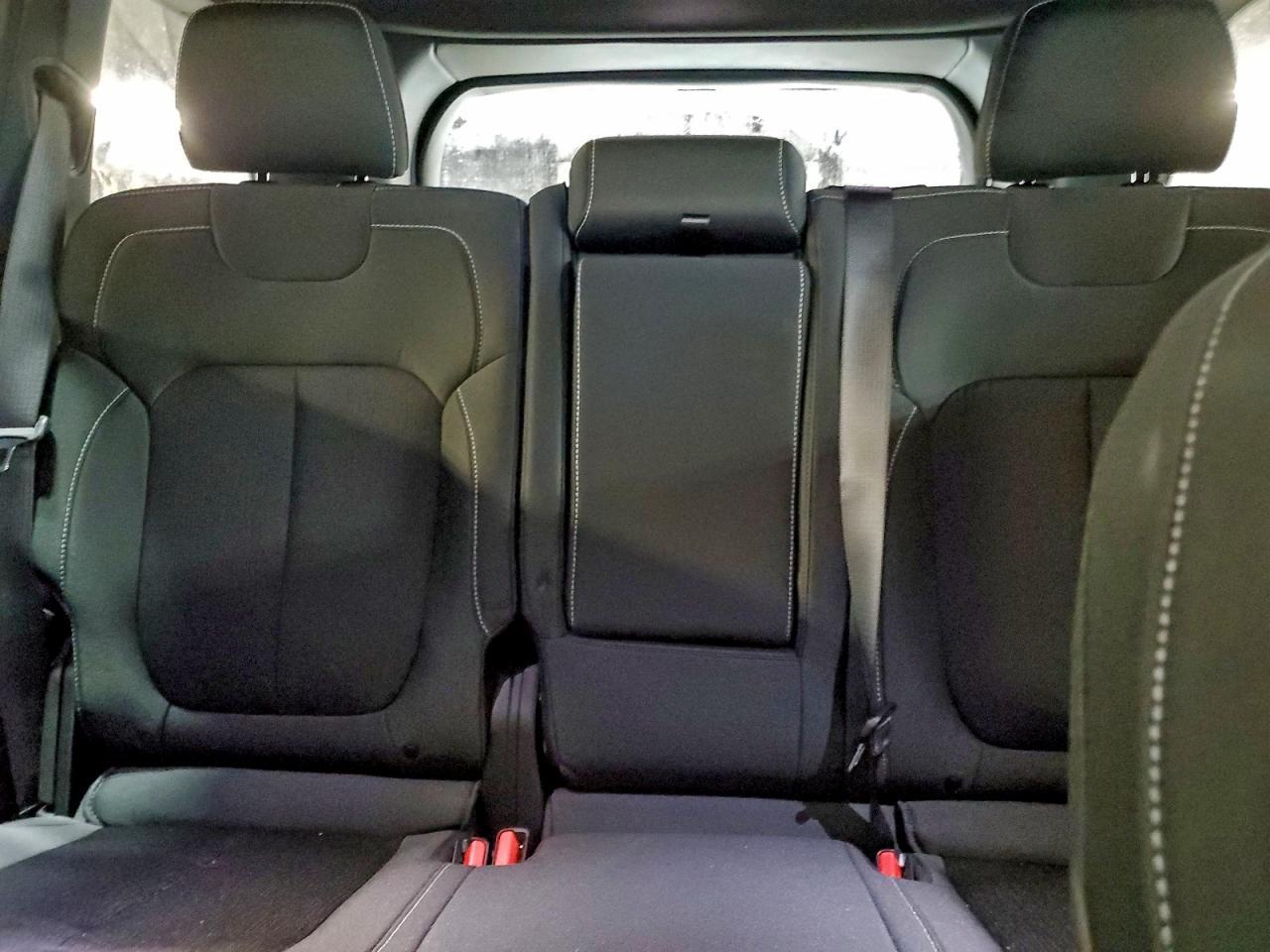 2025 Jeep Grand Cherokee Laredo - zdjęcie 10