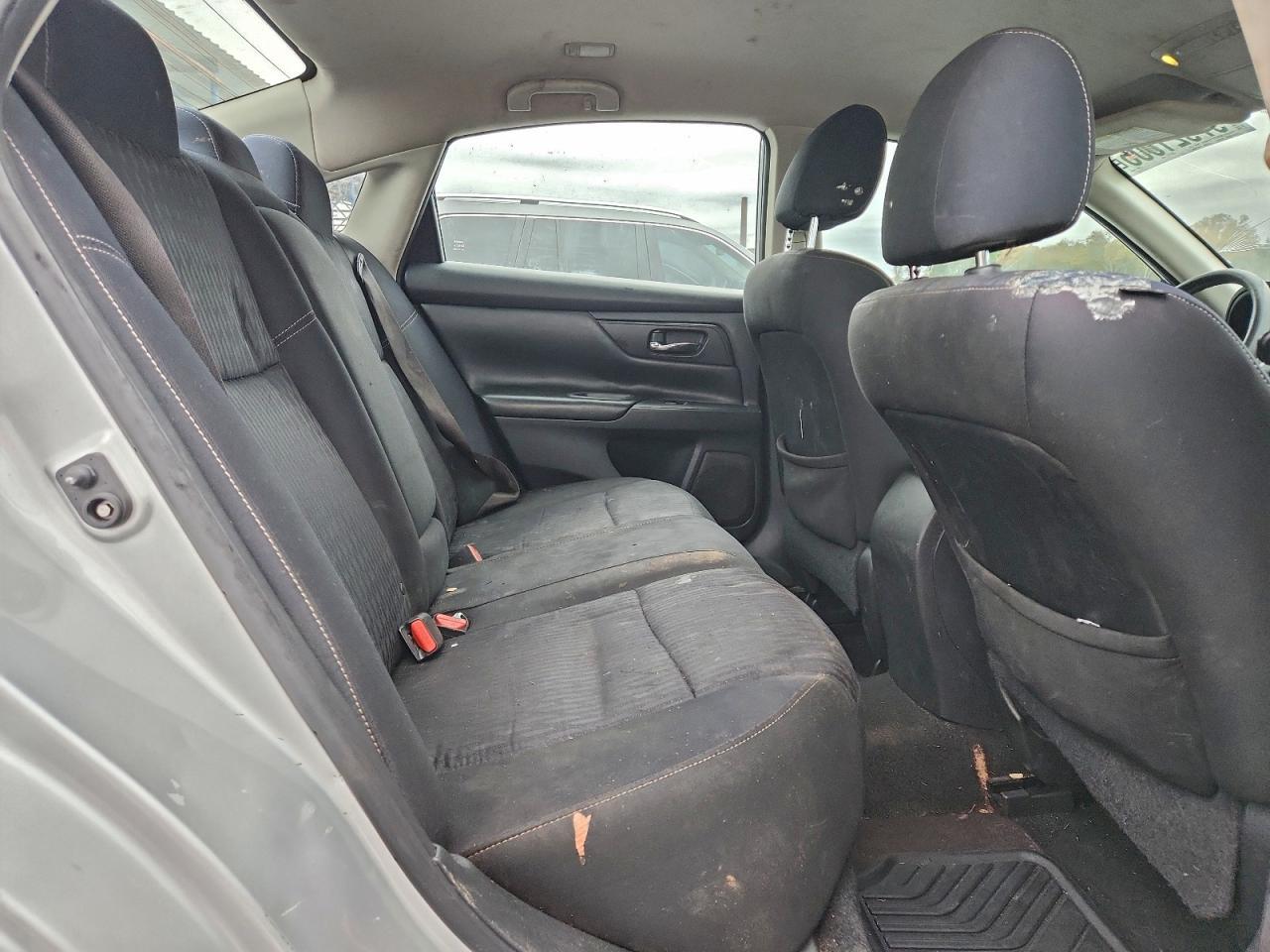 2017 Nissan Altima 2.5 - zdjęcie 10