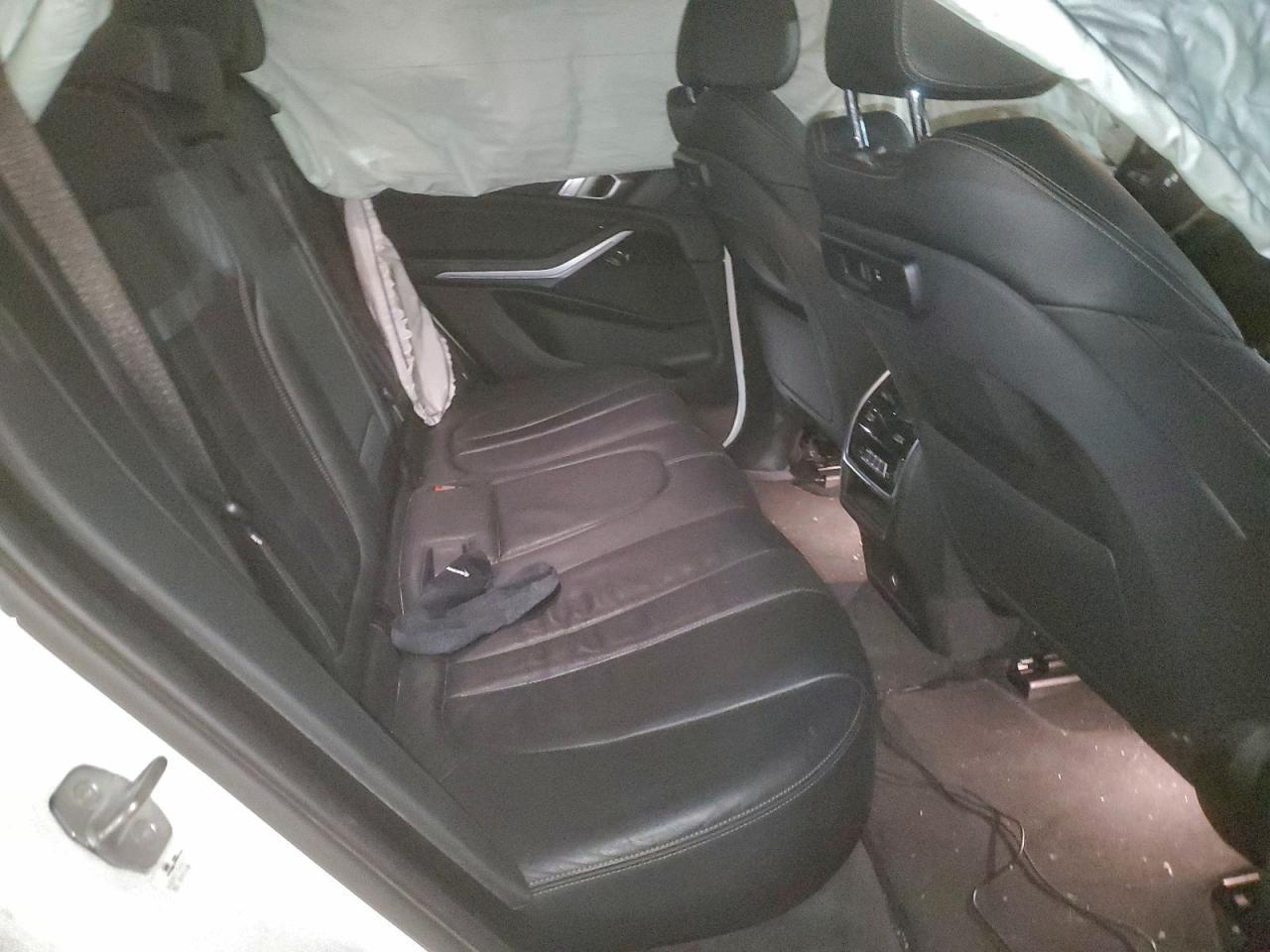2019 BMW X5 xDrive40I - zdjęcie 11