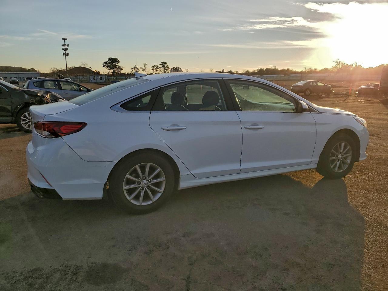 2019 Hyundai Sonata Se - zdjęcie 3
