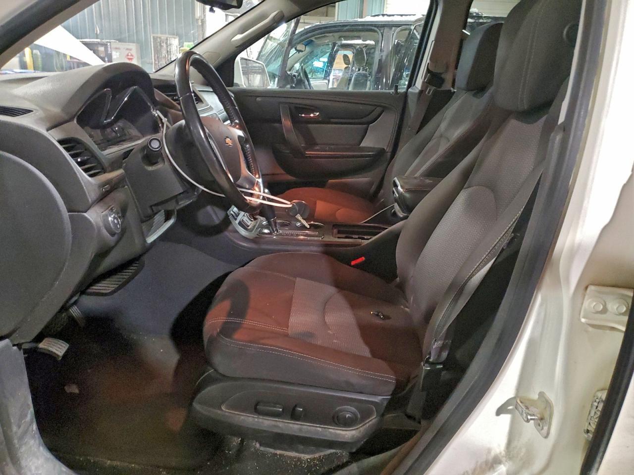 2015 Chevrolet Traverse - zdjęcie 7