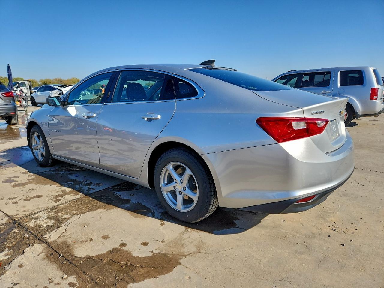 2018 Chevrolet Malibu Ls - zdjęcie 2